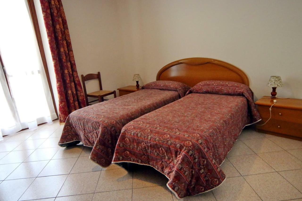 Albergo Ristorante Centro Vico Canavese Kültér fotó